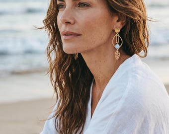 18k Gold Plated Leaf & Pearl Earrings – Elegant Dangle Earrings – Boho Chic Jewelry – Gift for Women – Trendy Earrings