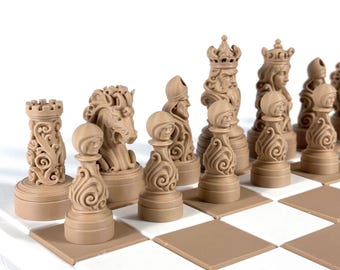 Luxury Fantasy Chess Pieces – Royal Chess Set – 32 Pieces – Detailed Decorative Handcrafted Pieces – Original Gift for Chess Players
