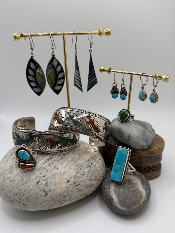 Bold Rectangular Turquoise Silver-Tone Ring – Siz… - image 12