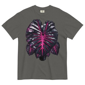 Unisex garment-dyed heavyweight t-shirt