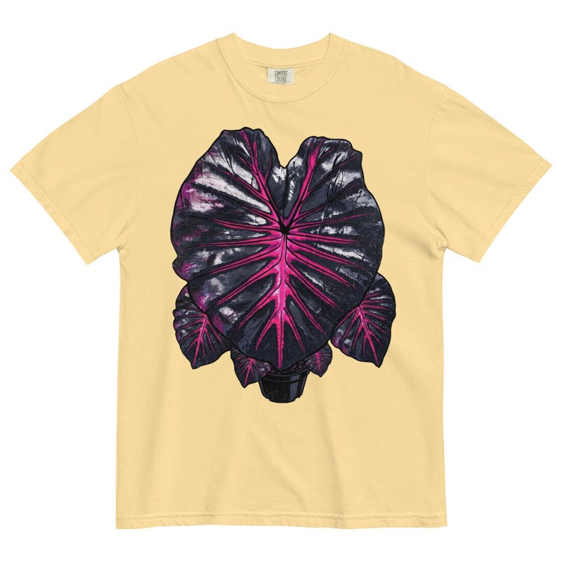 Unisex garment-dyed heavyweight t-shirt