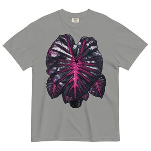 Unisex garment-dyed heavyweight t-shirt