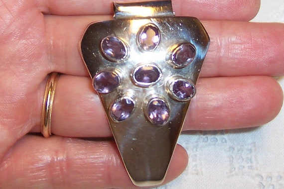 Vintage Modern Style pendant with lavender stones… - image 3