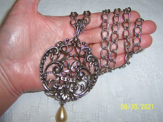 Very rare vintage chunky Avon scroll or filigree … - image 6