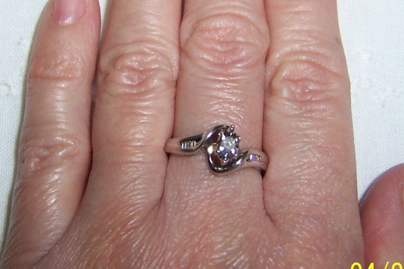 Vintage diamonds engagement or wedding ring, size… - image 3