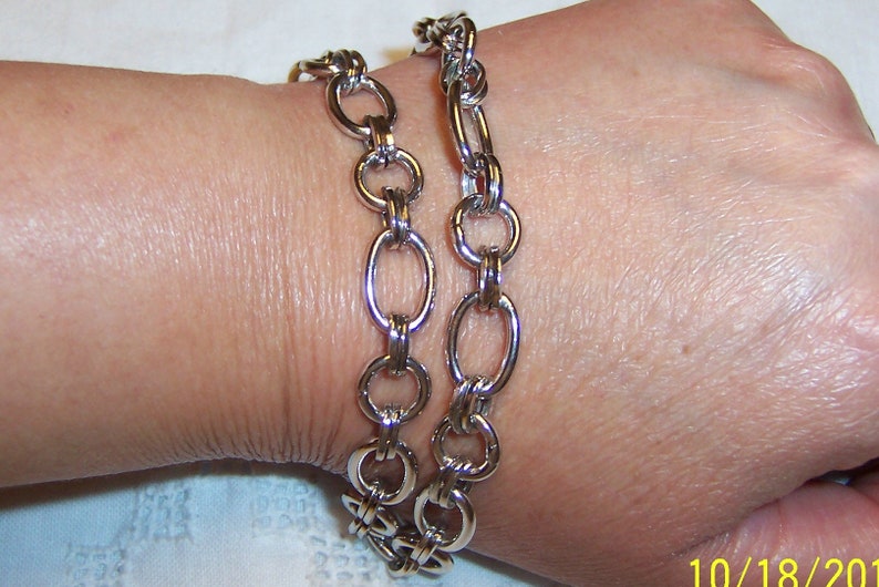 Sterling silver. EXTENDED SALE 20/% OFF Vintage Big Oval and round links chain necklace