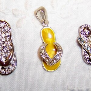 Vintage Flip flop pendants set of 3. Sterling silver. More info in description.