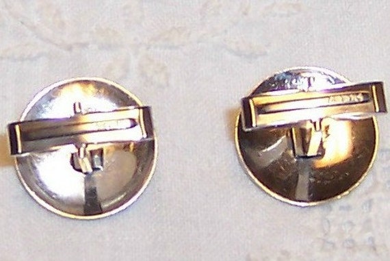 Vintage diamond cut and clear stone cuff links. S… - image 2