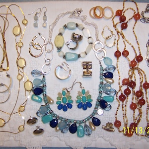 Vintage Jewelry (Lot 131). Big, medium and small. AJMC pin. More info in description.