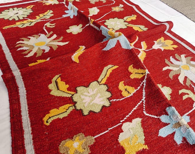Handmade Floral Kilim Rug, Wool Botanical Area Rug, Colorful Flower Pattern  Rug, Vintage Style Boho Flatweave for Living Room & Bedroom