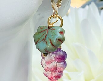 Grape earrings, fruit earrings, Czech glass fruit earrings, fruit jewelry wine jewelry purple and green grape earrings