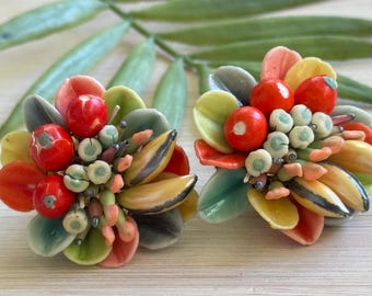 Kolczyki z owocami w stylu vintage • Kolczyki z połowy XX wieku • Kolczyki z biżuterią kostiumową Cha Cha • Oszałamiające kolczyki na klipsy • Kolczyki z sałatką owocową