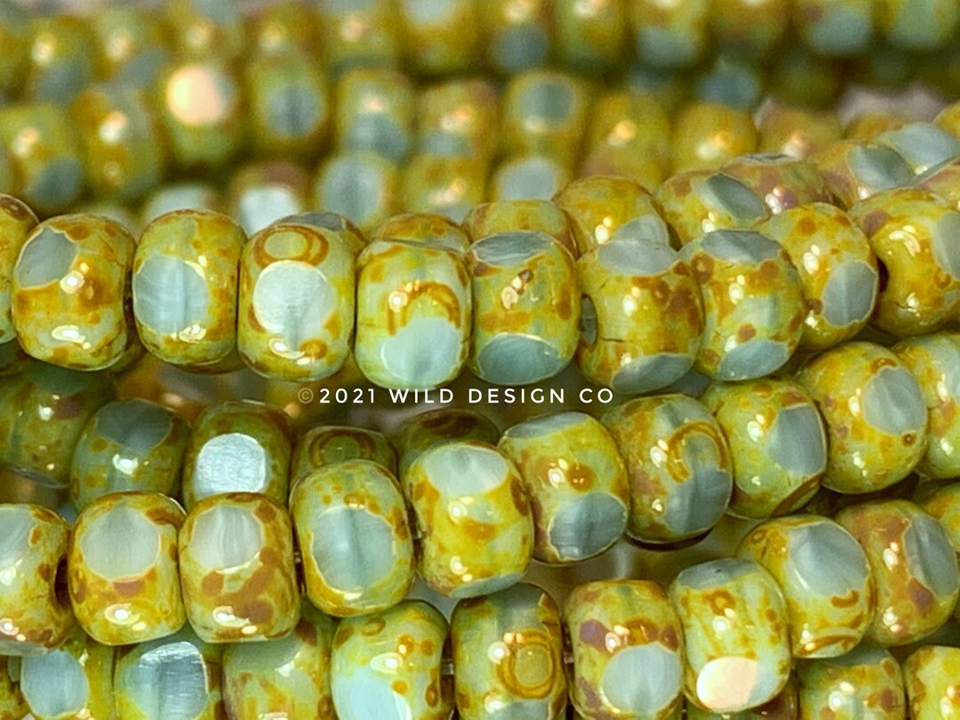 6/0 Faceted Seed Beads Mint Green 3 Cut Trica Beads With Picasso Finish