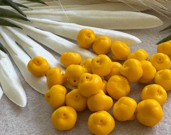 Yellow fruit beads • Czech Glass 8pc Apple beads • Glass apple beads • Pear beads • Fruit Beads