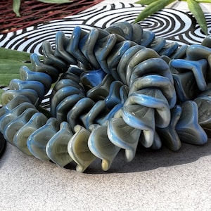 Blue Bell Flower Beads • Czech Glass Bell Flower Beads • 25PC 3 petal Beads 12x9mm Blue Gray Bellflower Beads