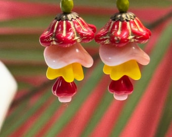 Red Glass Flower Earrings • Pink Yellow Red Flower Earrings • Czech Glass Beads • Vintage Style Jewelry • Retro Earrings • Gardener Gift