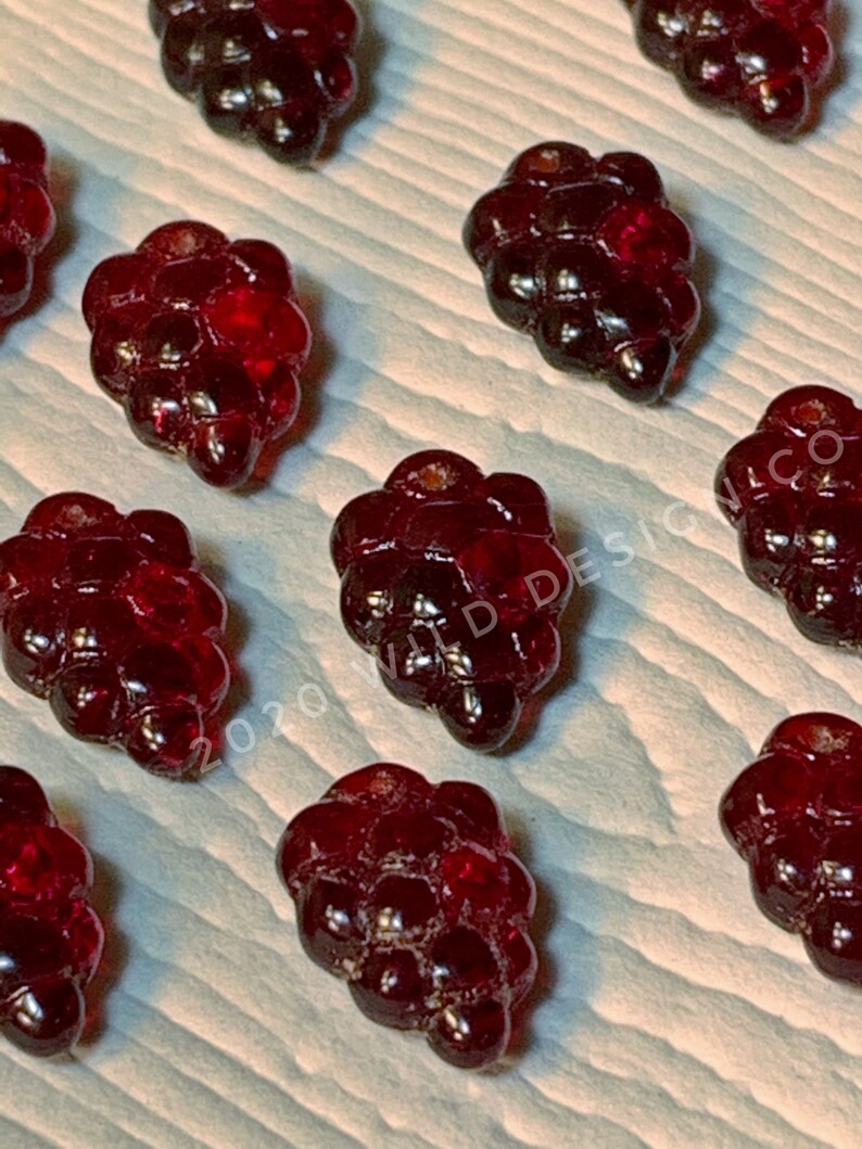 Berry Beads Czech glass raspberry beads 10pc czech berry | Etsy