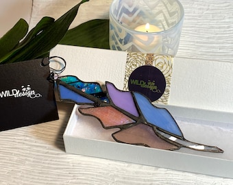 Pluma de vidriera ~ Captador solar de vidriera ~ Adorno de vidrio dicroico ~ regalo único ~ regalo edificante