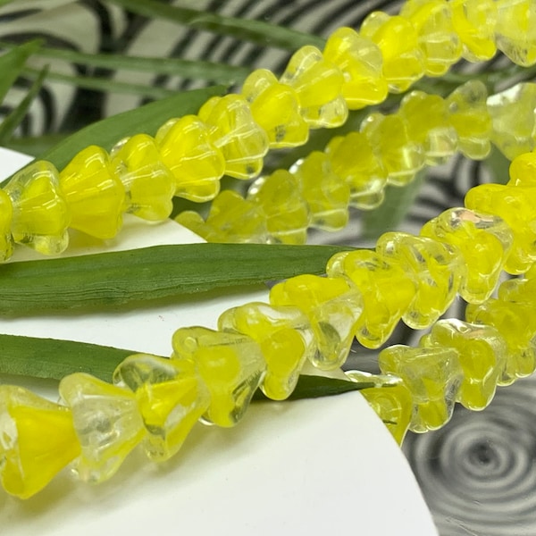 Yellow Bell flower Beads 25pc 6x8mm Czech Glass bellflower beads bright yellow clear swirl flower beads