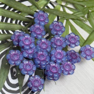 Purple flower beads 14mm 10pc Czech Glass wild rose or anemone flower beads purple opaline