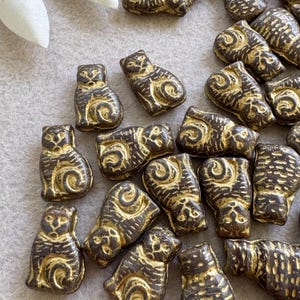 Gray Cat Beads • Dark Gray and Gold • 10pc Czech Glass Cat Beads • Czech Animal Beads • Metallic Cat Beads