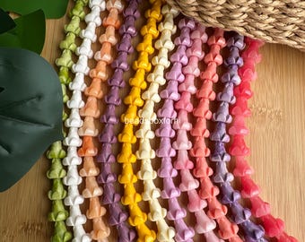 Cuentas de flores hawaianas Puakenikeni, resina y polvo de coral. Cuentas Puakenikeni coloridas, para hacer guirnaldas, leis para bolsos o leis para coches, HK6