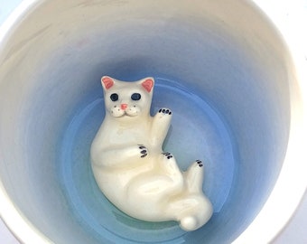 White Cat (In stock), Paw printed White Kitten Peekaboo Teacup