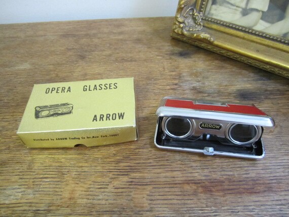 arrow opera glasses