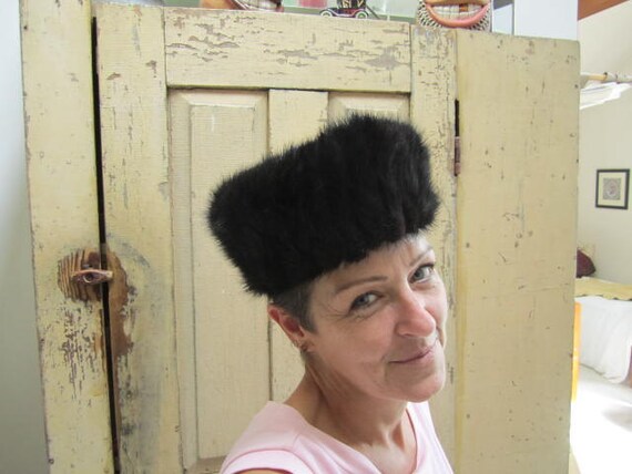 Beaver Pill Box Hat. Jackie Kennedy style Fur Pill