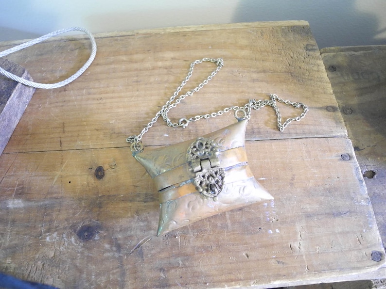 Romantic Necklace pendant Secret Locket Purse. Steampunk Necklace Lovely Brass Pillow Coin Purse Necklace
