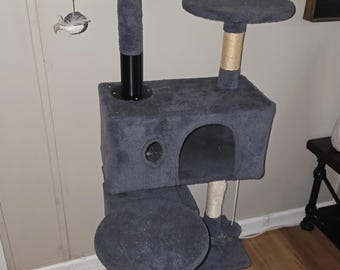 Cat tree platform stabilizer