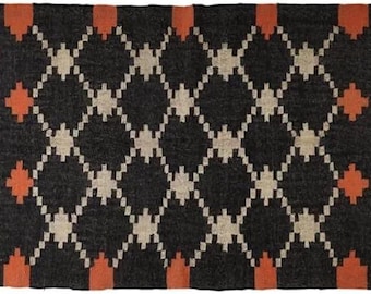 Handwoven Kilim Wool Jute Rug: 6x9 Traditional Indian Dhurrie