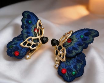Geborduurde statement oorbellen blauwe vlinder, goudkleur, 925 sterlingzilveren paaltjes