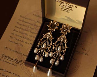 Vintage Gold-Tone Faux Pearl Drop Earrings, Court Elegance Style,wedding or mother day gift