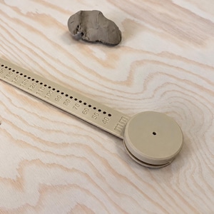 Justerbar lercirkelskärare | Keramikverktyg för plattor, lock och bottnar | 27 storlekar, 80–340 mm | 3D-utskrivet keramikverktyg