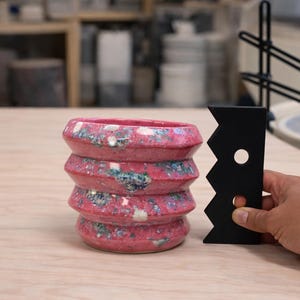 Herramienta para moldear cerámica en torno de alfarero para tazas, vasos y jarrones / 5 tamaños / "Memphi one"