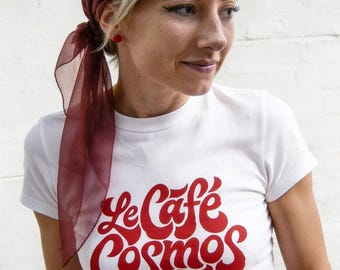 LE CAFÈ COSMOS T-Shirt – Vintage 1960s French Café Logo Shirt – Retro Coffee Bar Graphic Tee – Space Age Café Print