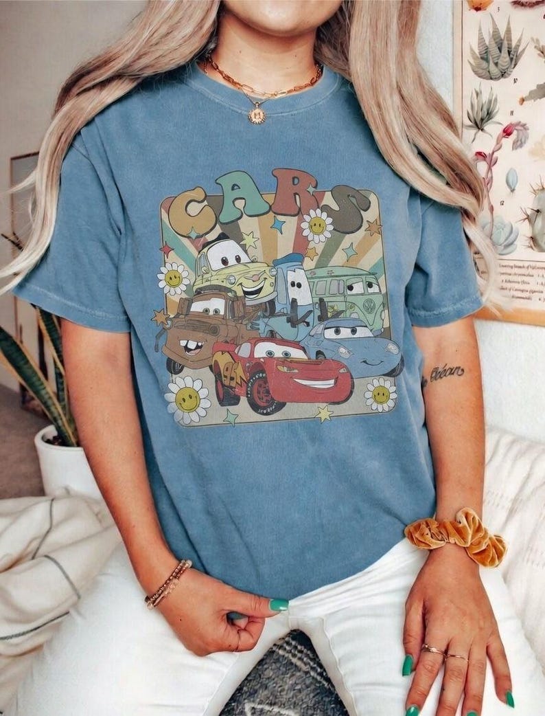 Retro Cars Movie Characters Shirt, Lightning McQueen Mater Doc Hudson Sally Carrera Birthday Tee bild 6