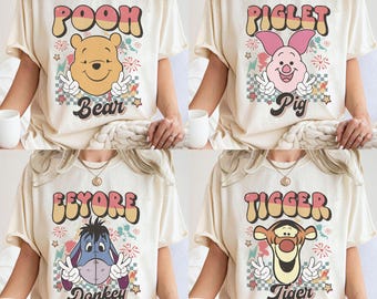 Camiseta retro de Winnie the Pooh, camiseta universitaria de Pooh y sus amigos, camiseta familiar a juego, camiseta de personajes de Disney, viaje a Disneyland, viaje familiar a Disney