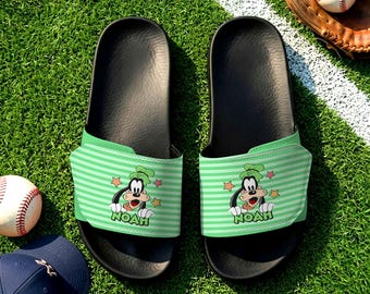 Pantuflas unisex personalizadas con rayas verdes de Goofy, sandalias tipo chancla de Mickey y sus amigos.