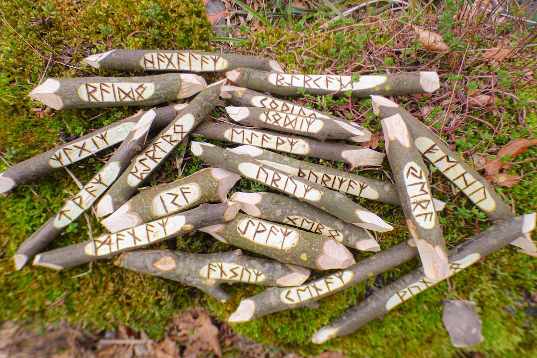 Simple WOODEN RUNES - Etsy