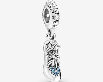 シルバーのパンドラ シンデレラ ガラスの靴とネズミのぶら下がりチャーム