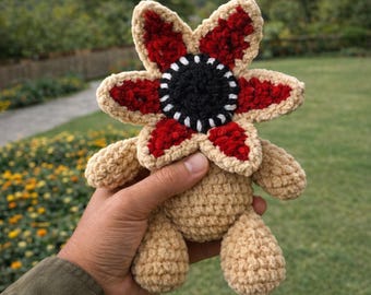 Wzór na szydełko na potwora demonstracyjnego, pluszową maskotkę amigurumi z głową kwiatka | Wzór na szydełko na zwierzę, przerażająca zabawka fantasy potwór, szycie na szydełku