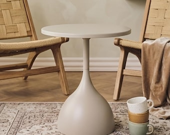 Mesita auxiliar minimalista de metal / Mesita de noche redonda de color neutro / Muebles modernos de estilo escandinavo para salón