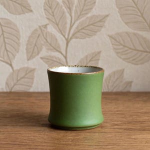 Stapelbar bambu grön keramik te- och kaffemugg – 80 ml
