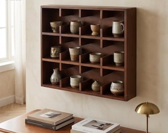 Estante de madera para tazas de pared con compartimentos - Estante de exhibición rústico