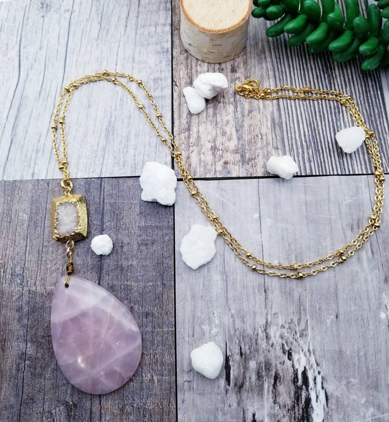 large crystal stone necklace Blush Pink Rose Quartz necklace with white geode Valentine/'s day necklace long gold statement necklace