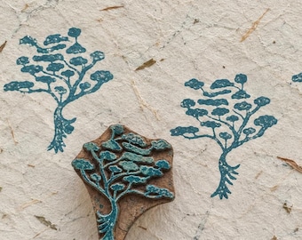 Bloque de impresión de madera con forma de árbol enraizado, sello tallado a mano para tela, papel, arcilla, impresión textil y artesanías inspiradas en la naturaleza.