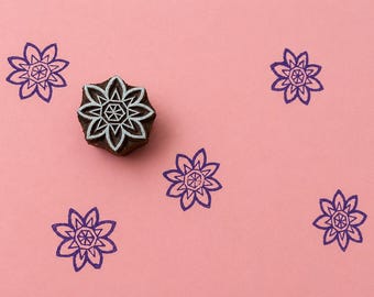 Geometric Star Flower Wood Block for Fabric Printing, Hand Carved Indian Floral Textile Stamp, Folk Pottery & Clay Pattern Block