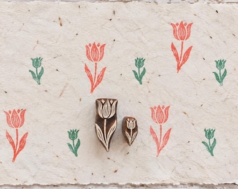 Bloques de impresión de madera Tulip Duo, juego de 2 sellos de flores tallados a mano para tela, papel, arcilla, cerámica y manualidades textiles.